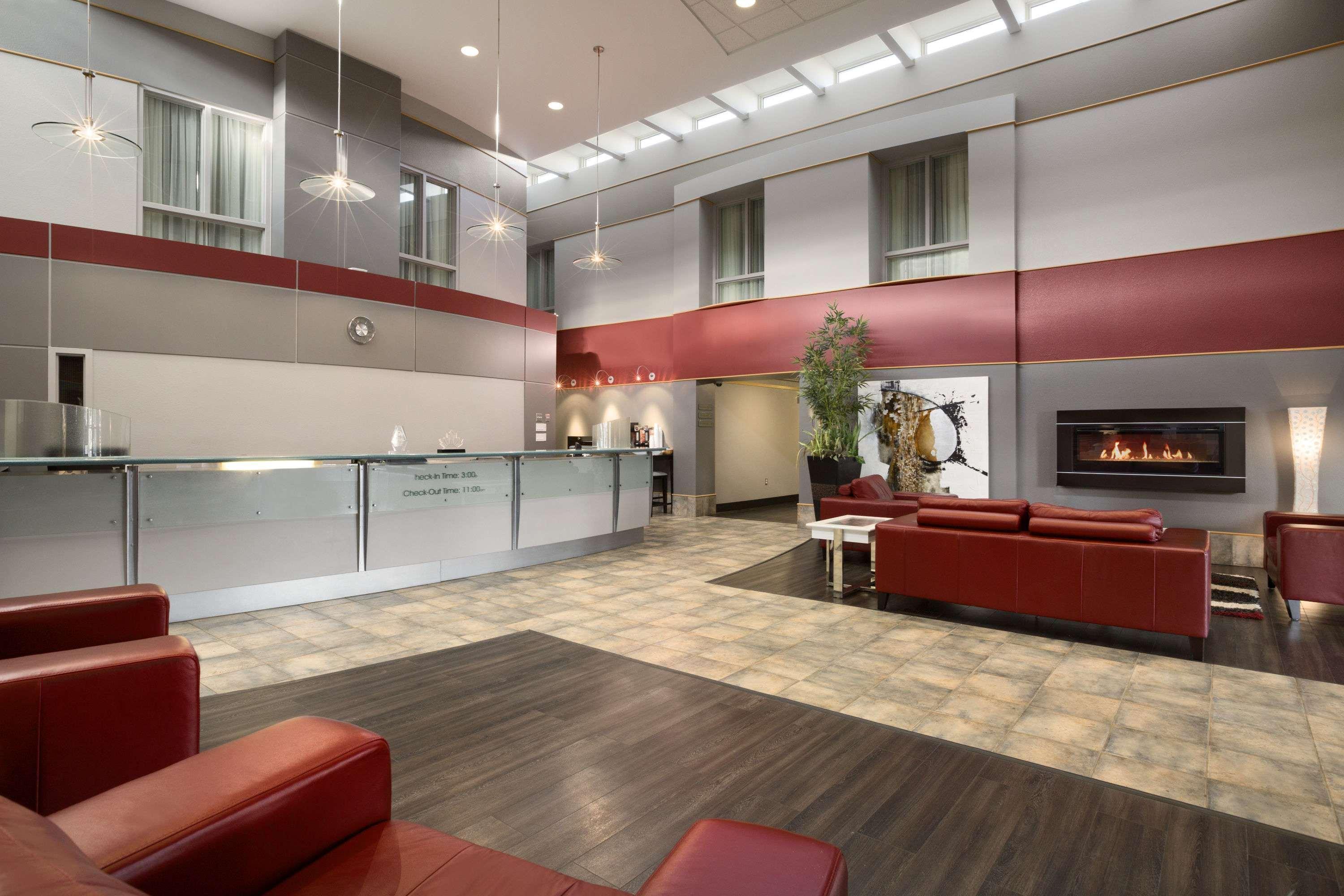 Days Inn By Wyndham Estevan Buitenkant foto